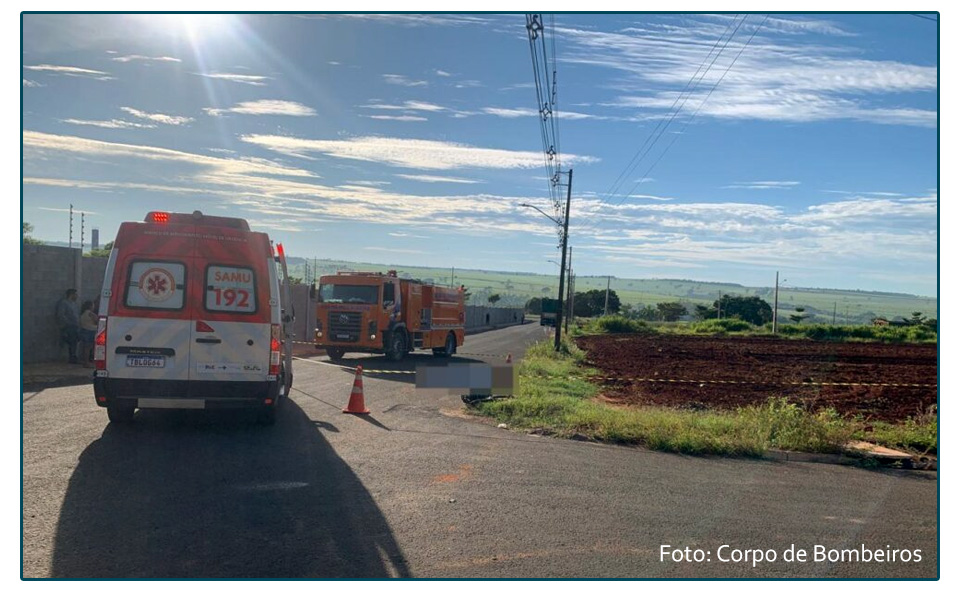Avó morre atropelada por caminhão ao levar neto para a creche no Paraná.